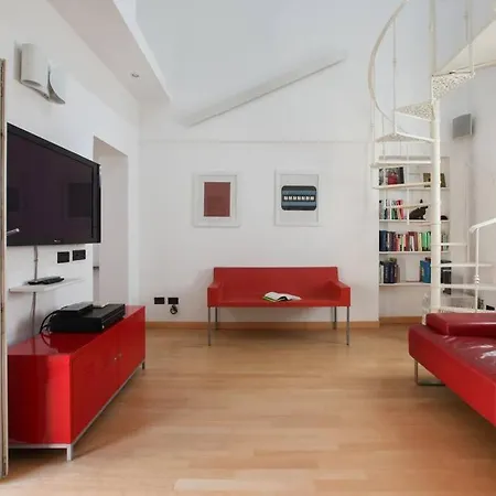 Hacca Collection - Open Space In Porta Ticinese *