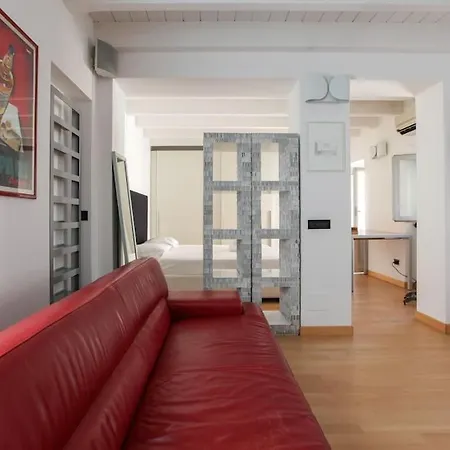 Hacca Collection - Open Space In Porta Ticinese Apartment