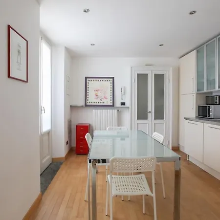 Hacca Collection - Open Space In Porta Ticinese * Milan